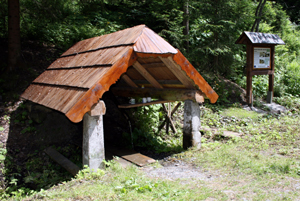 Studnka u zastaven Stskalonky